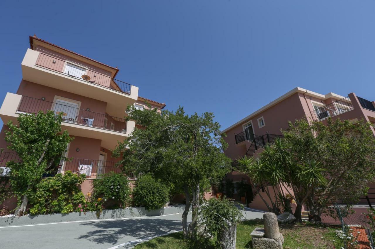 Pelagos Apartments Skala  Exteriör bild